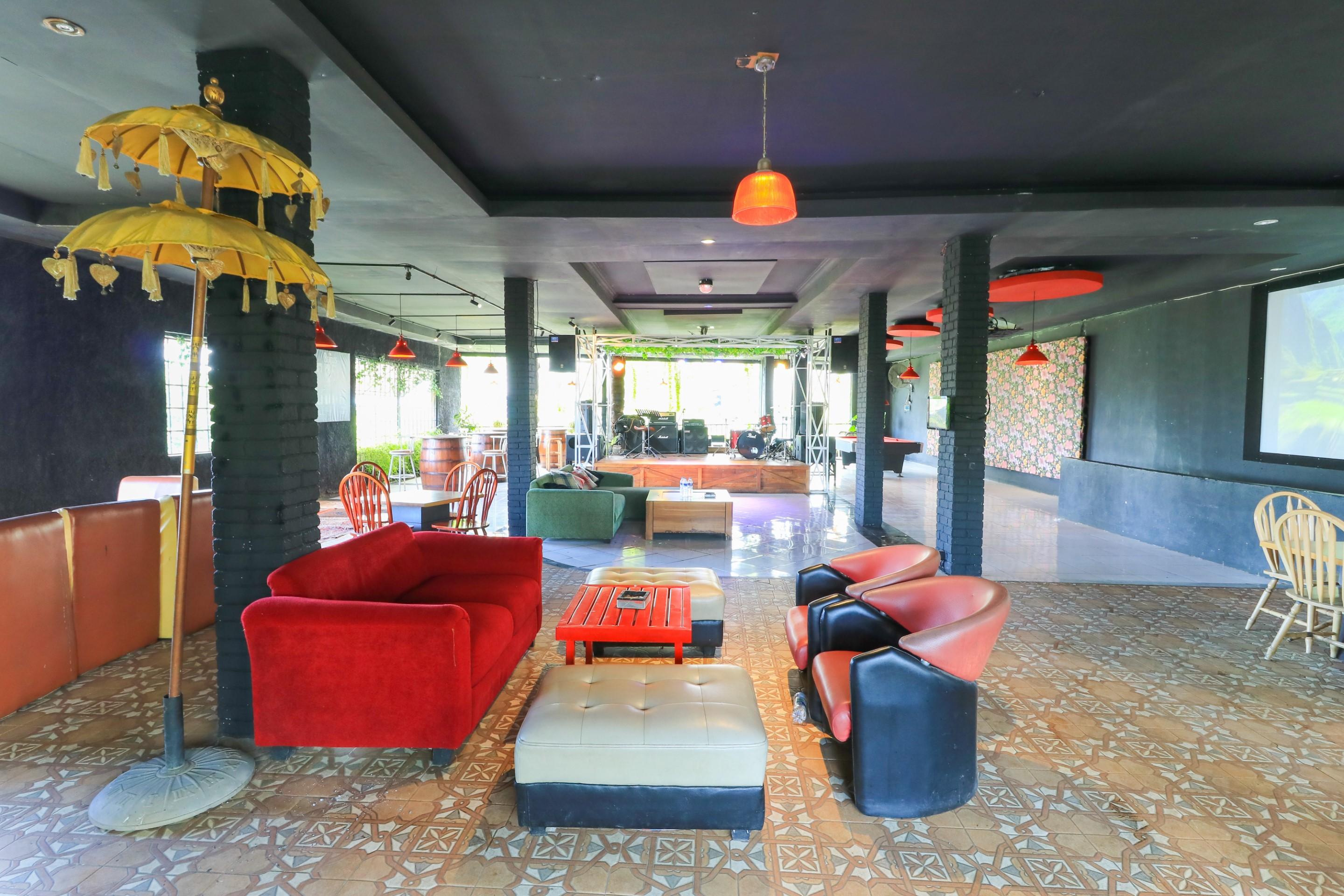 Labuana Homestay & Cafe Garden Μακασάρ Εξωτερικό φωτογραφία